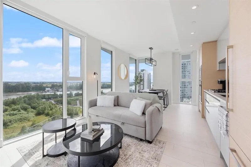 1607 3538 SAWMILL CRESCENT - photo 1 of 25