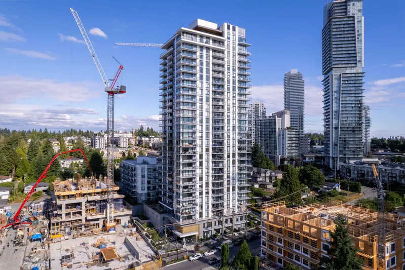 2203 626 CLAREMONT STREET - photo 1 of 25