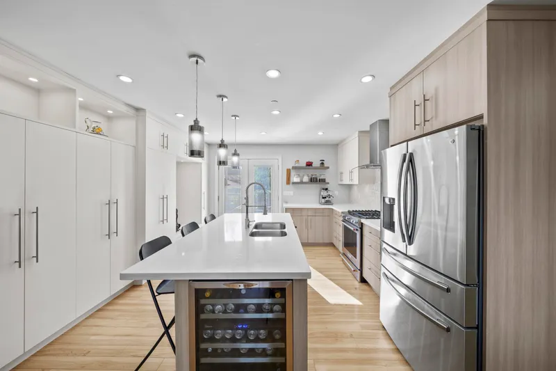 3759 COAST MERIDIAN ROAD - photo 3 of 25