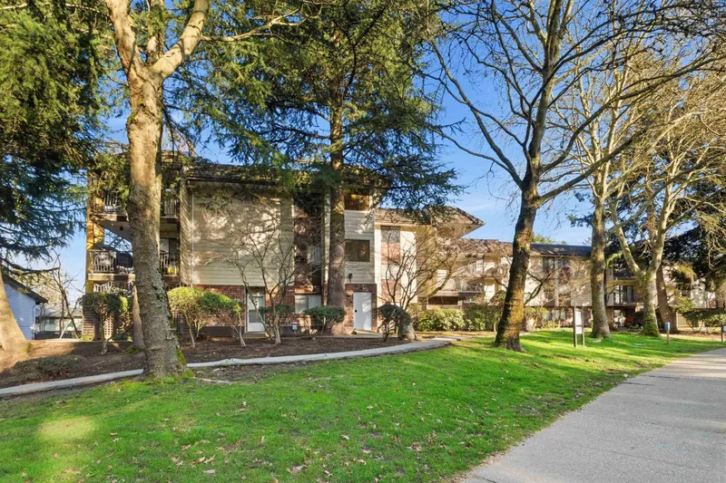 211 7426 138 STREET - photo 1 of 25