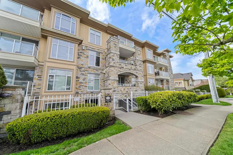 102 15164 PROSPECT AVENUE - photo 3 of 25