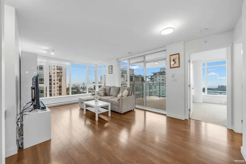 903 608 BELMONT STREET - photo 2 of 25