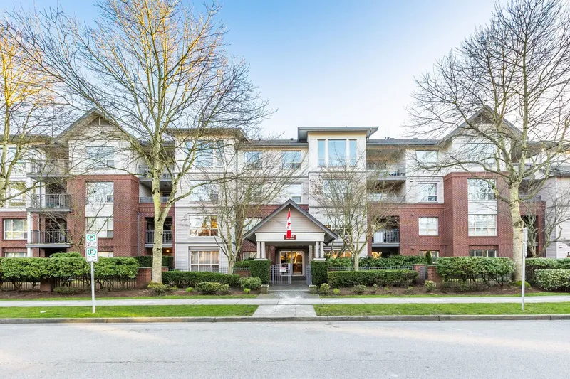 101 15188 22 AVENUE - photo 4 of 25