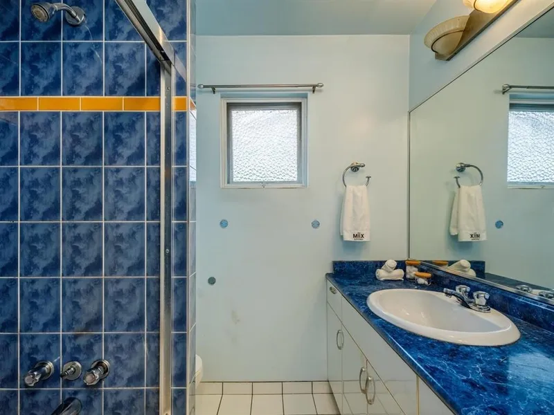 3687 E 26TH AVENUE - photo 4 of 19