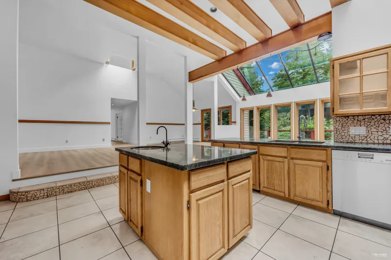 2901 ALLAN ROAD - photo 4 of 25