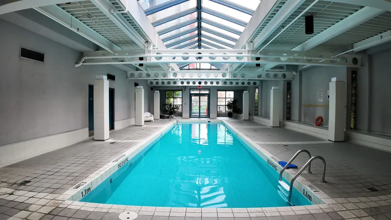 2304 183 KEEFER PLACE - photo 4 of 21