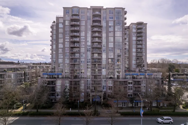 706 8460 GRANVILLE AVENUE - photo 1 of 25