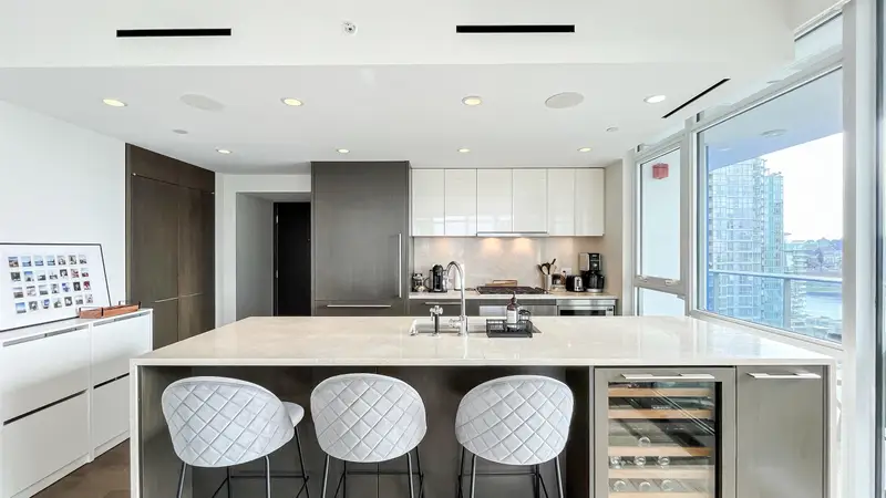 1601 499 PACIFIC STREET - photo 4 of 22