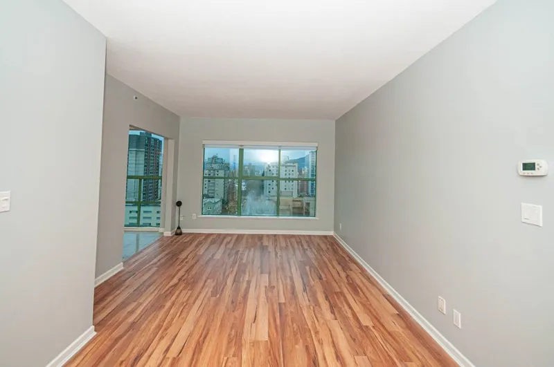 1606 909 BURRARD STREET - photo 4 of 19