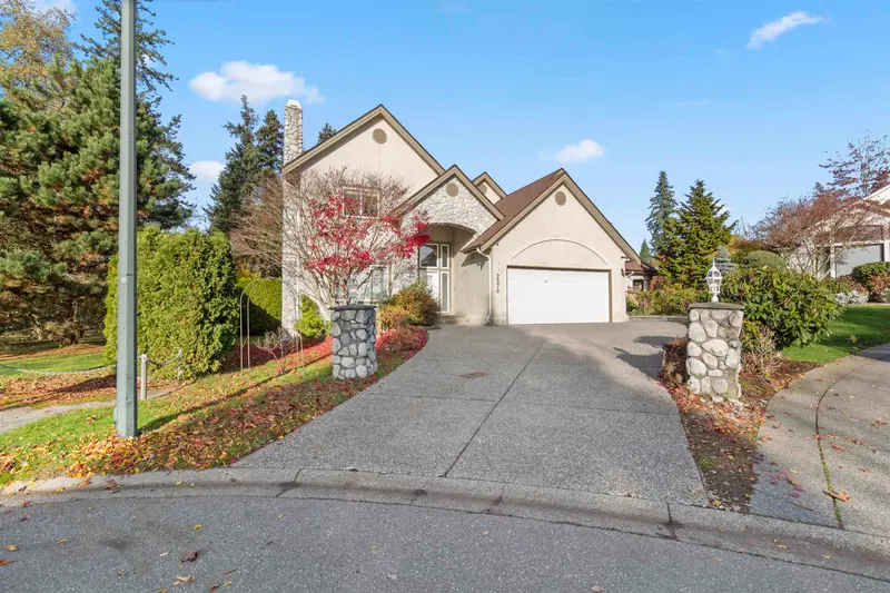 2570 138 STREET - photo 1 of 25