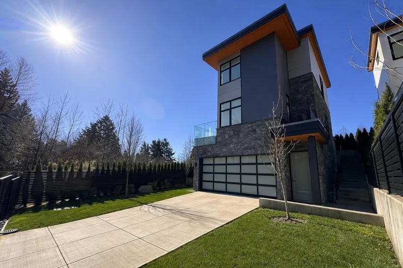 598 ARTHUR ERICKSON PLACE - photo 2 of 25