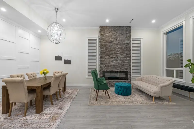 10850 156 STREET - photo 3 of 25