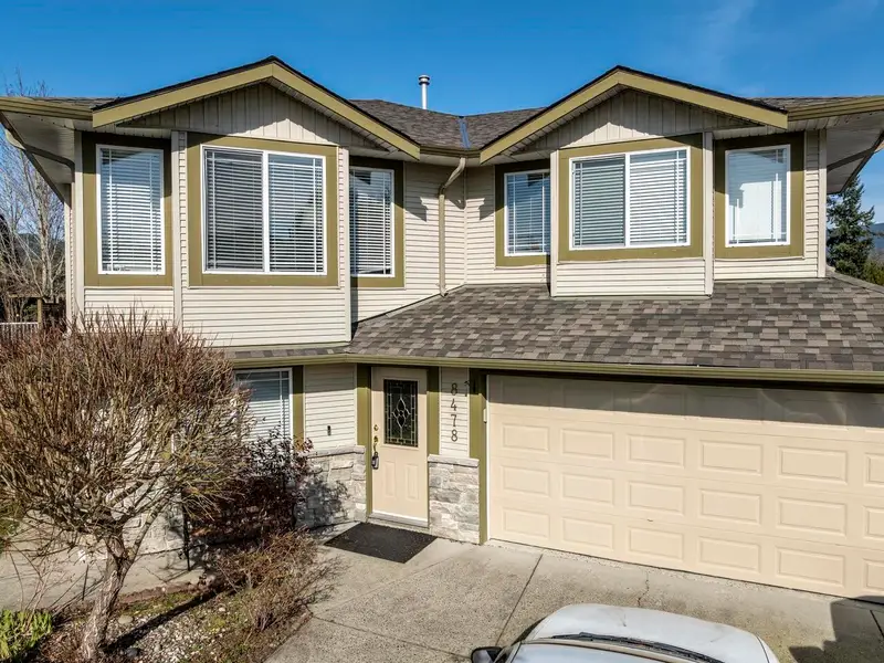 8478 DOERKSEN DRIVE - photo 1 of 25