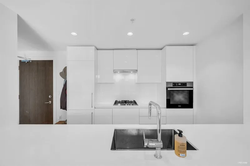 604 5766 GILBERT ROAD - photo 2 of 25