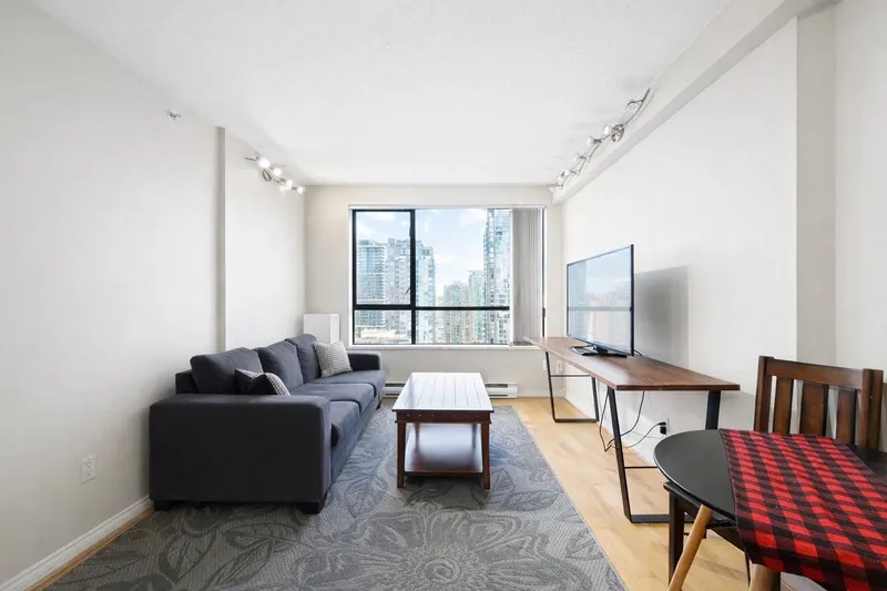 1804 1189 HOWE STREET - photo 4 of 18