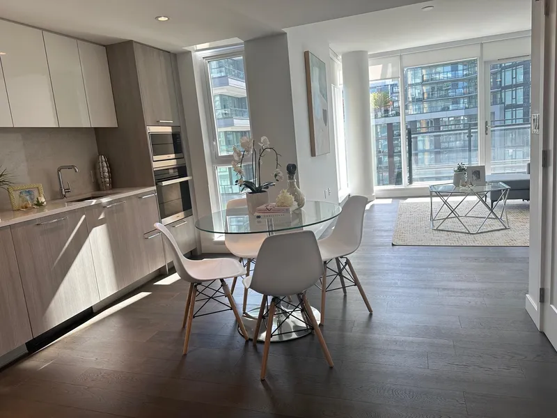 1000 3280 CORVETTE WAY - photo 2 of 8