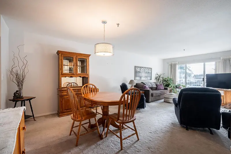 219 33535 KING ROAD - photo 2 of 25