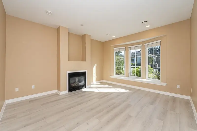 8671 MINLER ROAD - photo 4 of 25