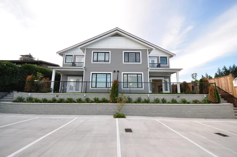 104 1138 DANSEY AVENUE - photo 2 of 25