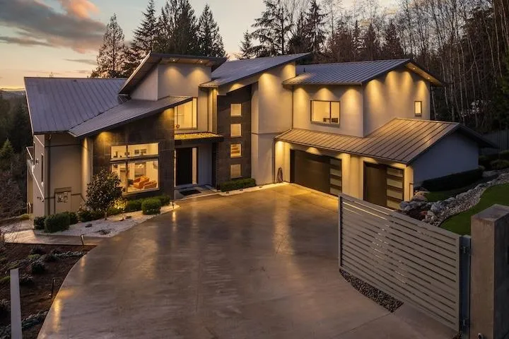 205 KINSEY DRIVE - photo 4 of 25