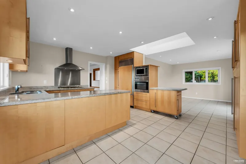 2615 SKILIFT PLACE - photo 4 of 22