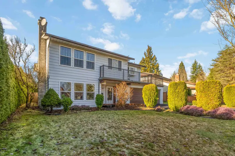 9113 145A STREET - photo 2 of 25