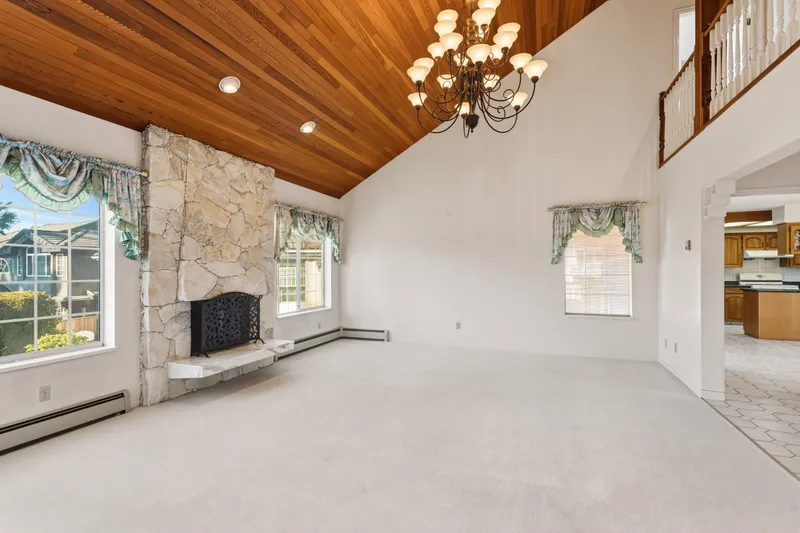 1506 GILES PLACE - photo 3 of 25