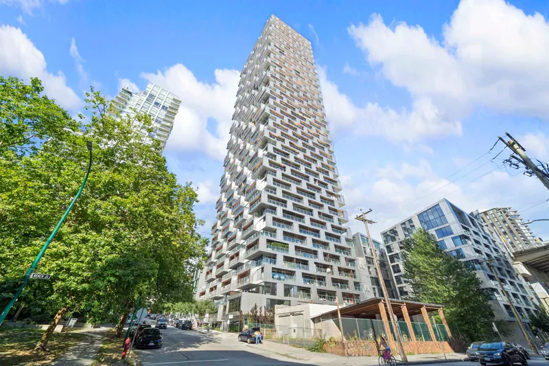 1907 1480 HOWE STREET - photo 1 of 25