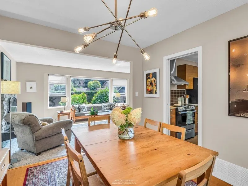 999 53A STREET - photo 1 of 25