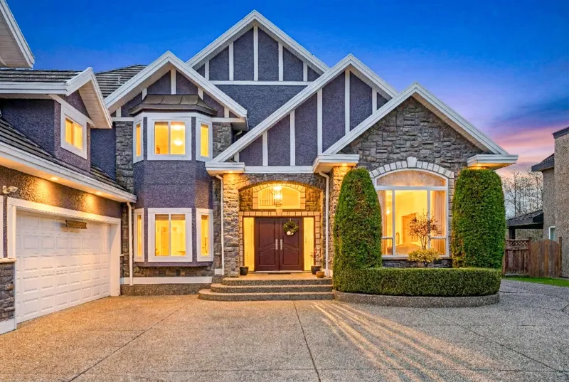 17015 86A AVENUE - photo 3 of 25