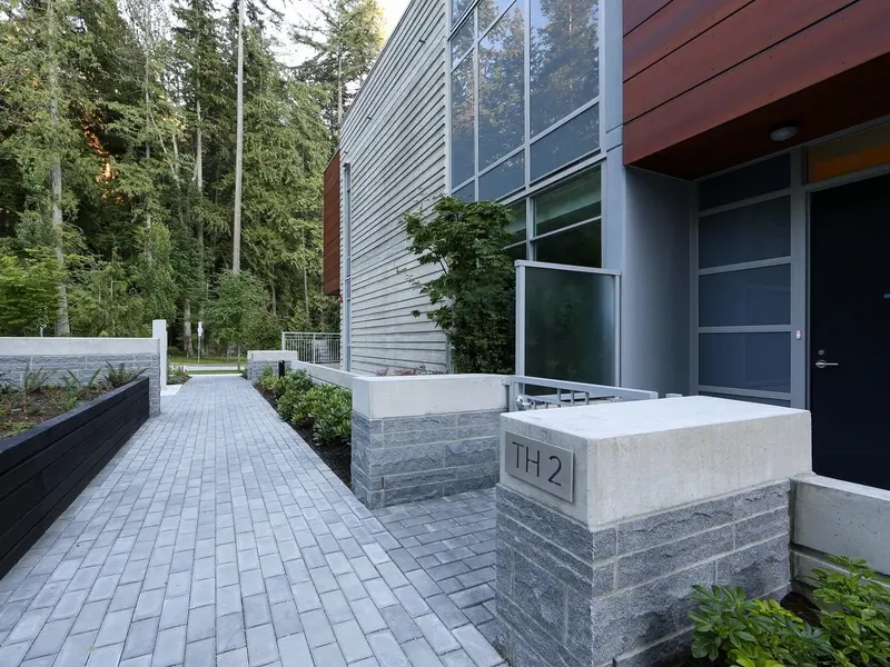 TH2 3355 BINNING ROAD - photo 1 of 25