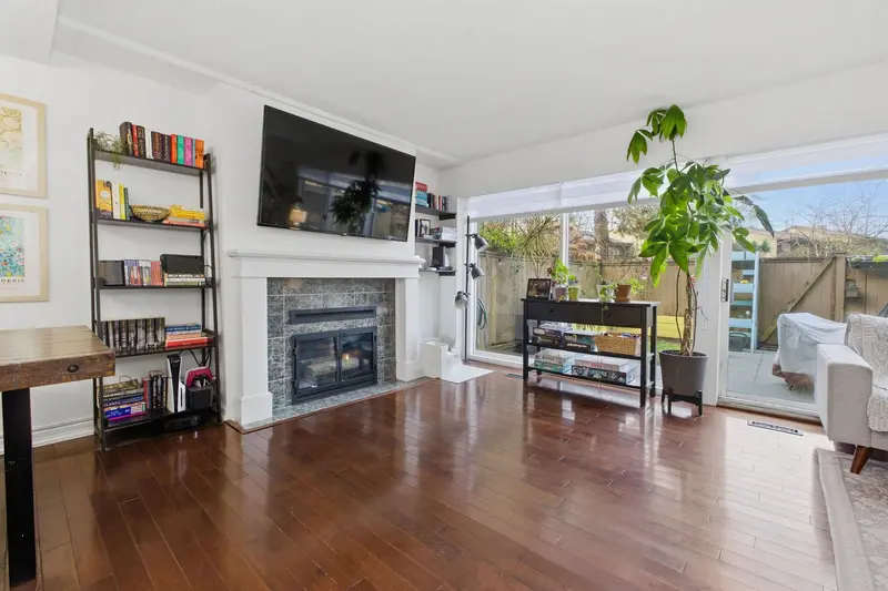 2969 MIRA PLACE - photo 3 of 25