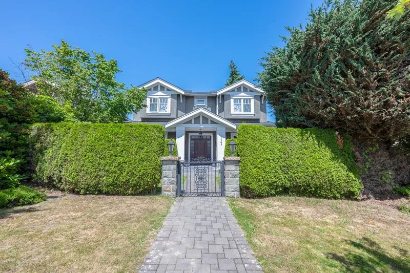 1045 W 50TH AVENUE - photo 3 of 25