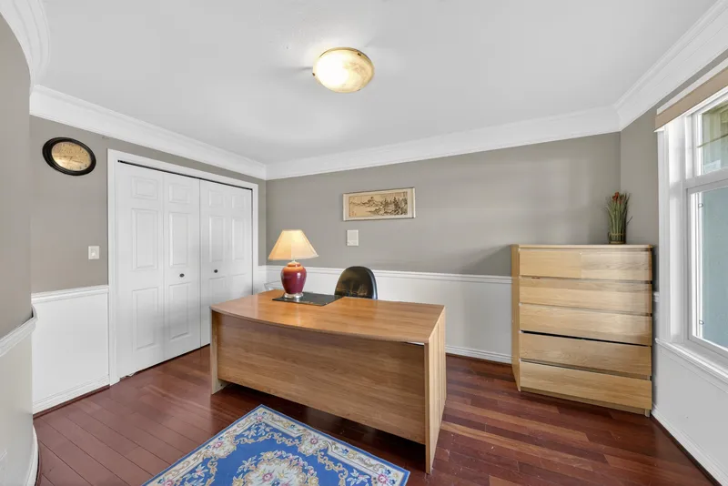 8800 FRANCIS ROAD - photo 3 of 25