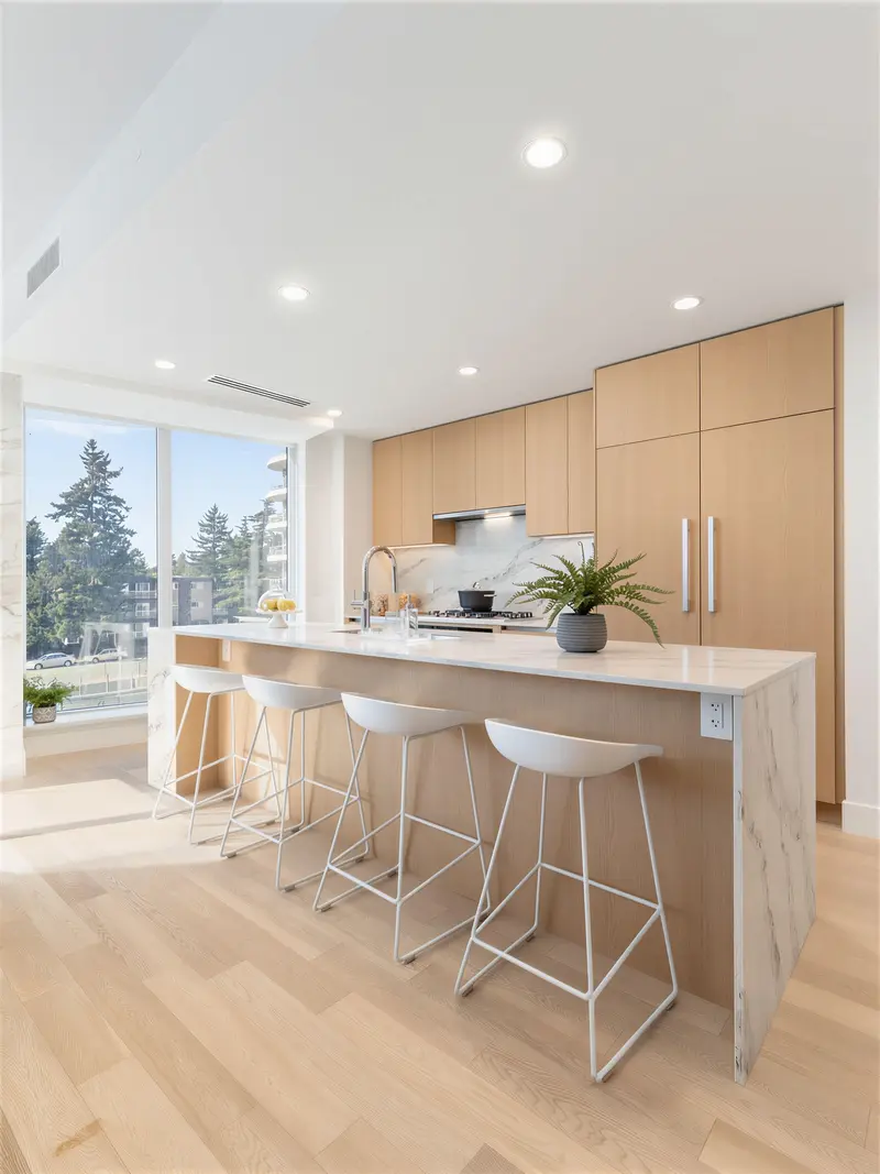 1501 1475 FOSTER STREET - photo 2 of 6