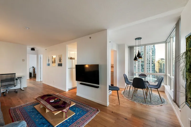 2103 1166 MELVILLE STREET - photo 4 of 25