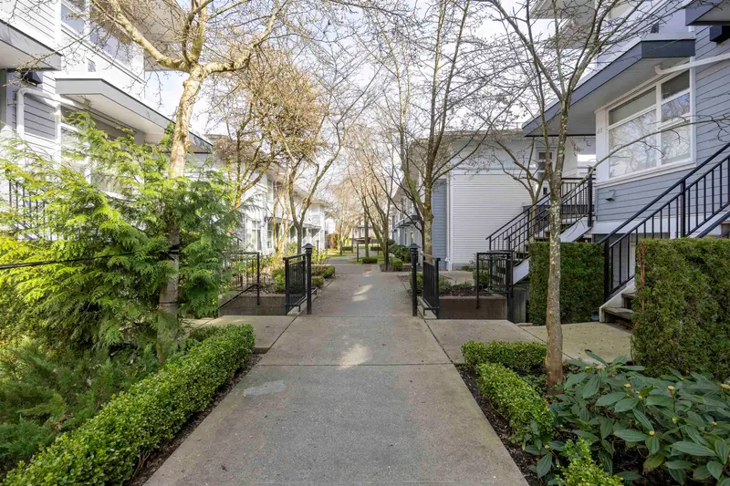 41 6528 DENBIGH AVENUE - photo 2 of 20