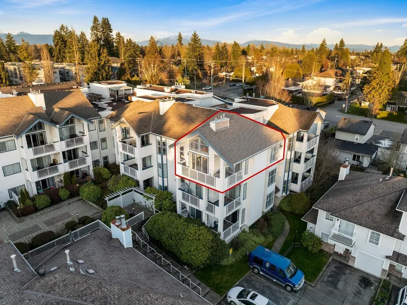 319 13918 72 AVENUE - photo 2 of 25