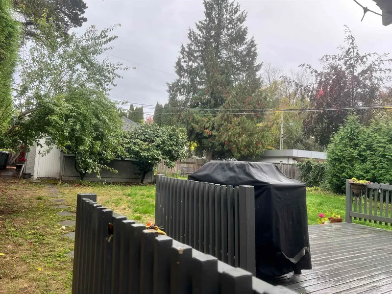 5870 CARTIER STREET - photo 4 of 17