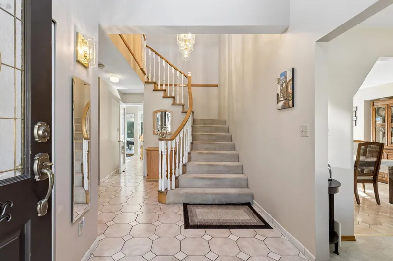 5356 UNION STREET - photo 4 of 25