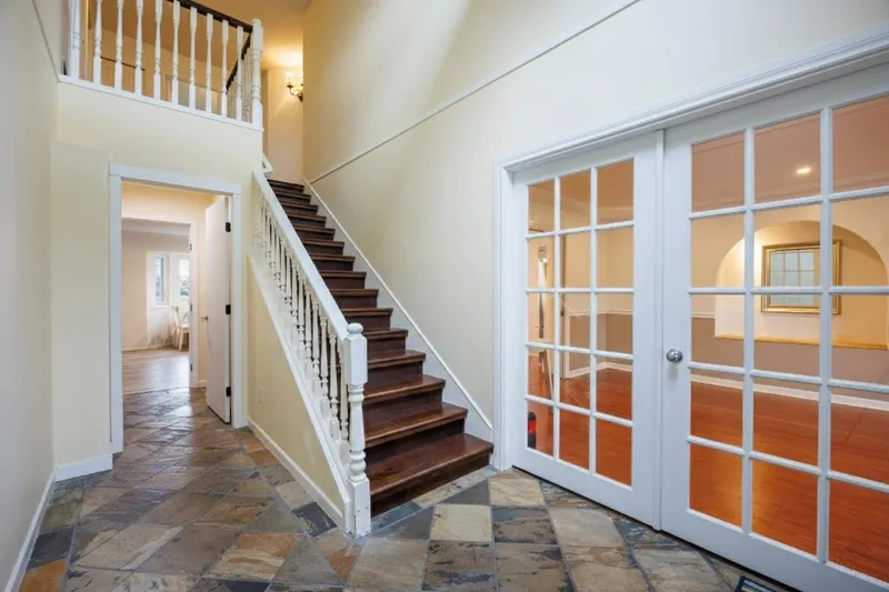 10333 167 STREET - photo 2 of 16