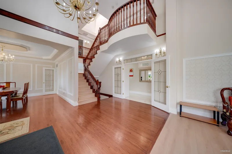 6589 KITCHENER STREET - photo 4 of 25