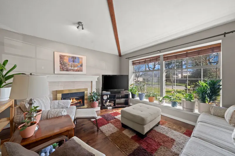 8891 157 STREET - photo 3 of 25