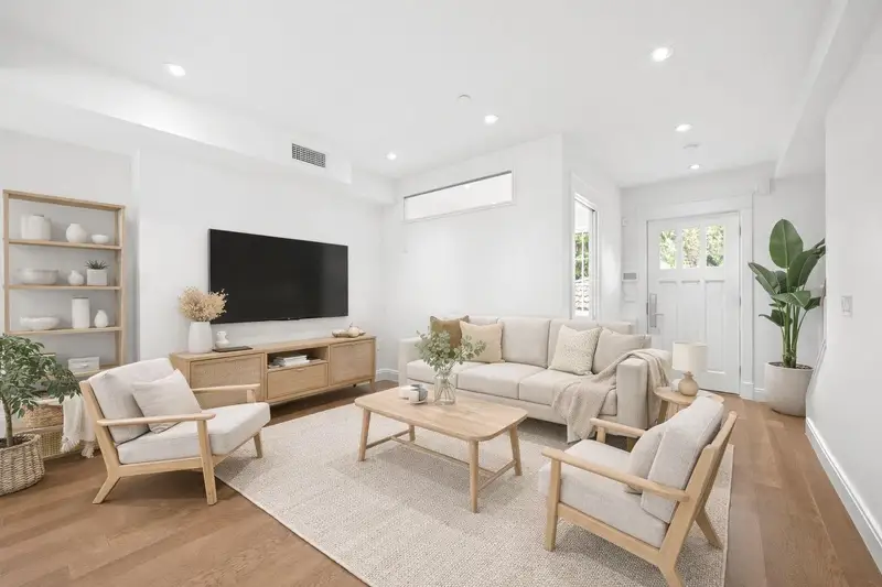 5815 HIGHBURY STREET - photo 1 of 25