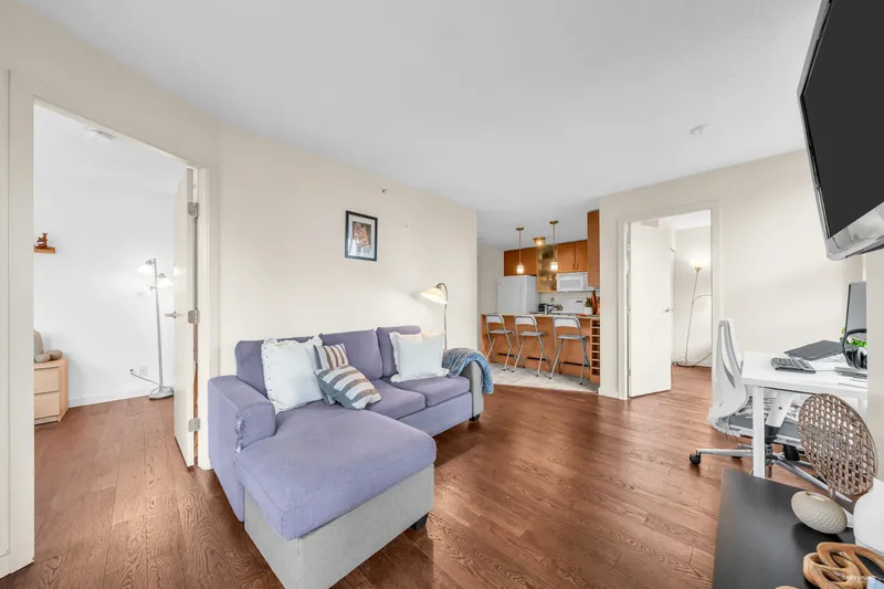 1001 928 HOMER STREET - photo 3 of 24