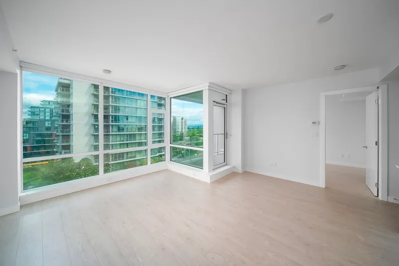 1005 6833 BUSWELL STREET - photo 3 of 25