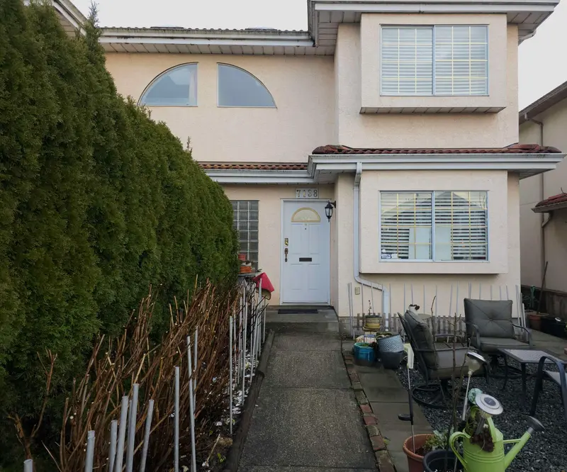 7138 FRASER STREET - photo 1 of 25