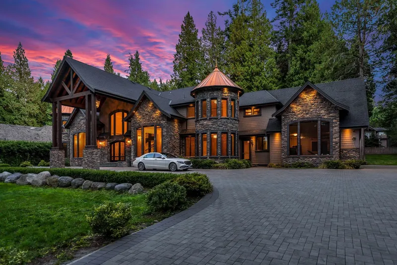 13288 WOODCREST DRIVE - photo 1 of 25