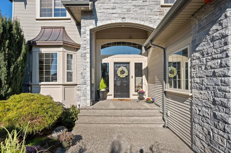 18265 CLAYTONHILL DRIVE - photo 3 of 25