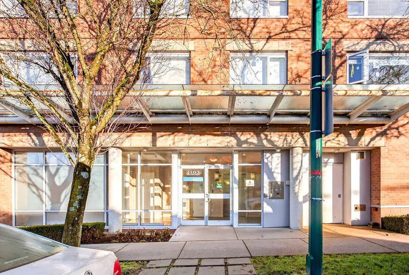 406 2103 W 45TH AVENUE - photo 2 of 25